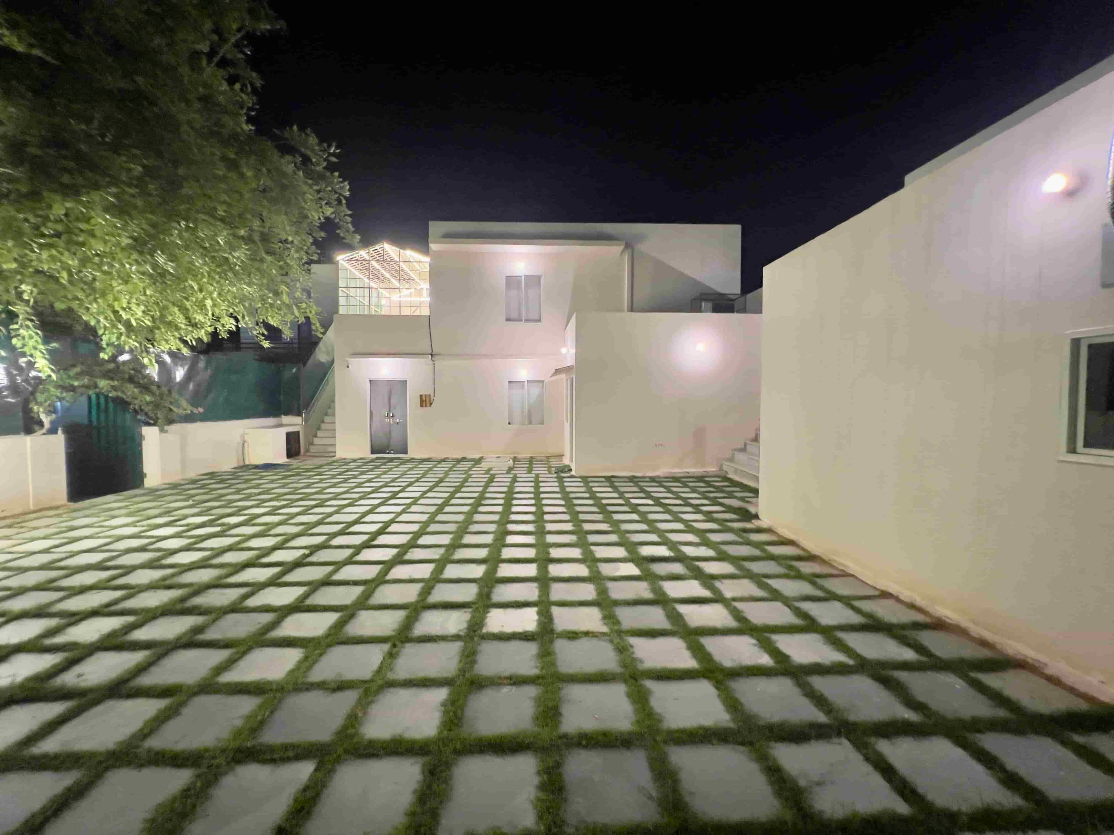 Main Image 6