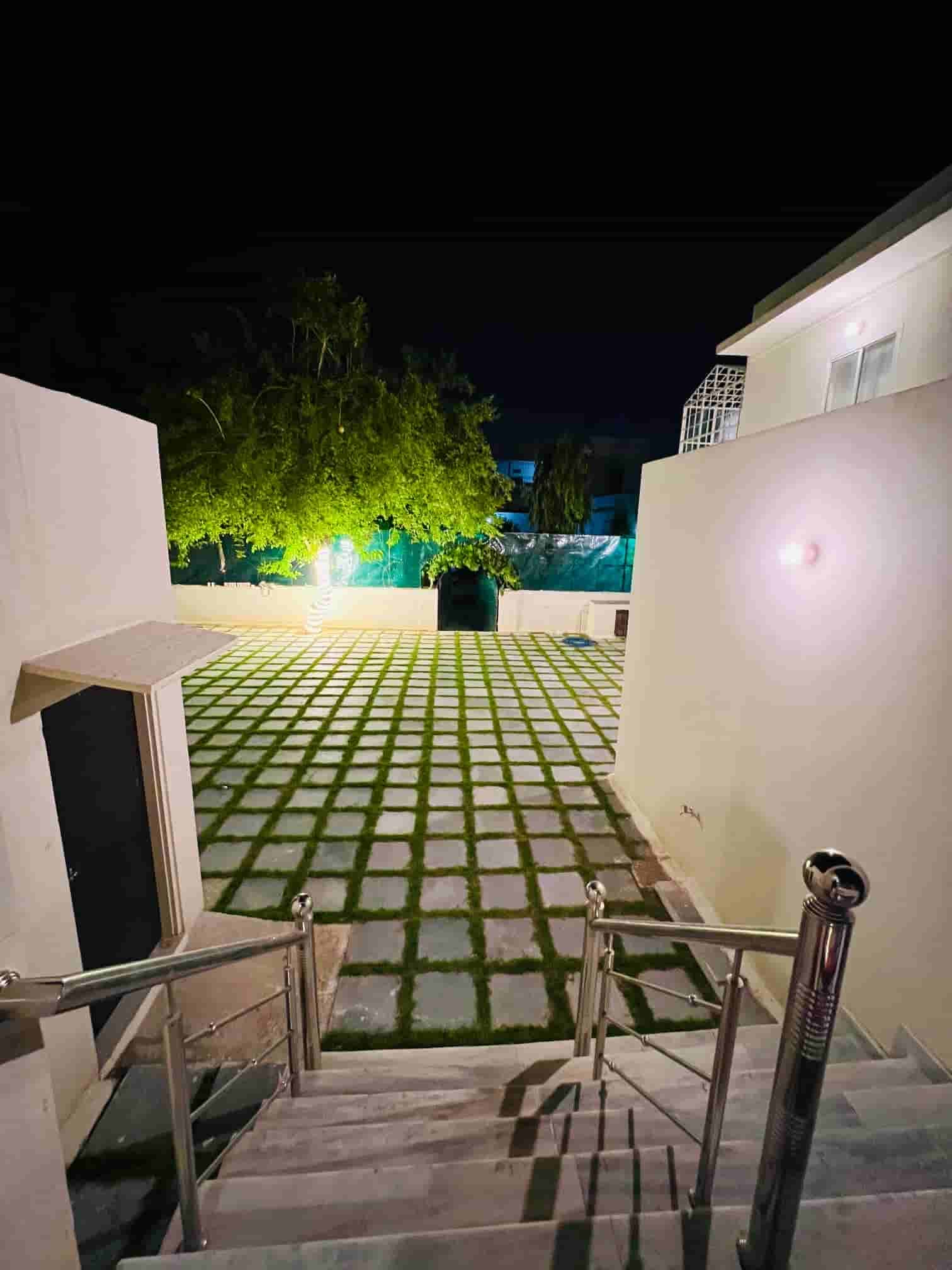 Main Image 6