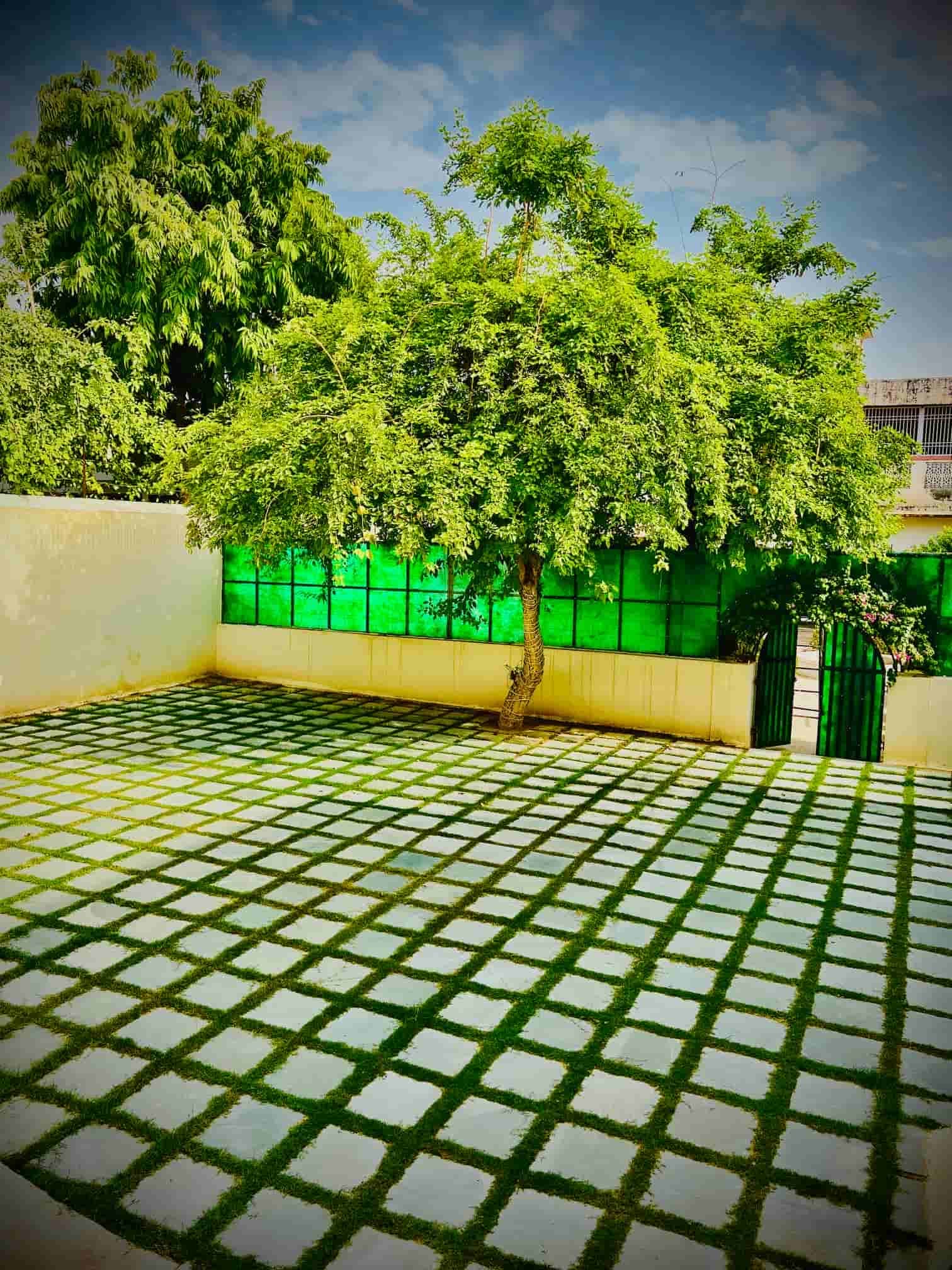Main Image 6